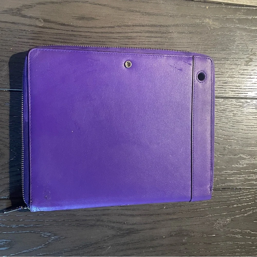 N/A purple ipad